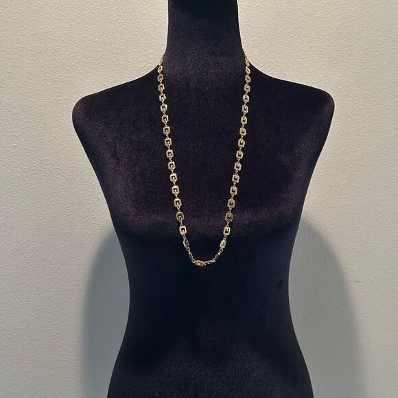 GIVENCHY: Gold Metal (G)Links Long Necklace (os) - Picture 1 of 10